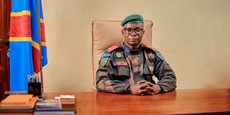 Guerre à l’Est : Le Gouverneur Militaire du Nord Kivu évoque un retrait potentiel des troupes rwandaises