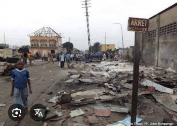 Kinshasa : Démolition des kiosques et maisons de fortune sur l&rsquo;ancienne voie ferrée de l&rsquo;Onatra