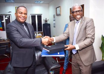 Justice : Dieudonné Kamuleta reçoit les clés du nouveau siège de la Cour constitutionnelle‎