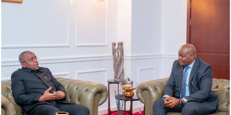 Lutte contre les groupes armés : Le ministre de l’intérieur échange avec le Coordonnateur national du P-DDRCS sur l’évolution des opérations