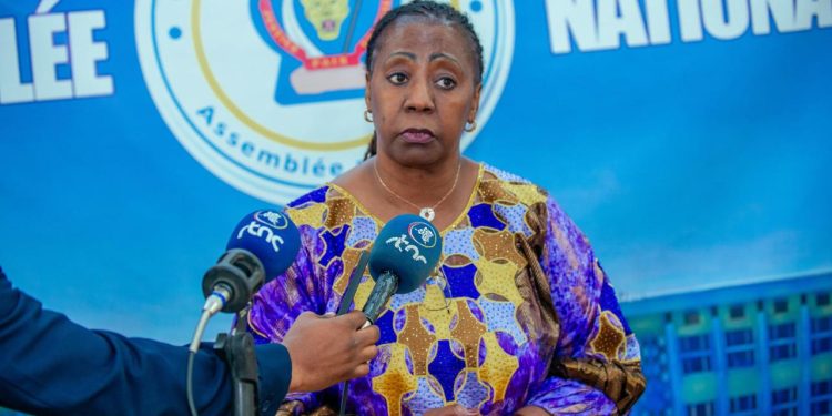 Insécurité grandissante à KISANFU dans le Lualaba : l’Honorable Princesse Dominique MUNONGO INAMIZI hausse le ton et interpelle les autorités provinciales