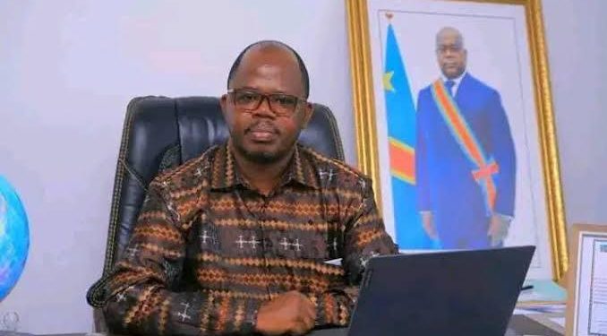 Crise interne à l’UDPS : le premier vice-président de l’assemblée nationale Jean Claude TSHILUMBAYI accusé d’entretenir le désordre