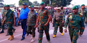 Kasaï : Le Commandant de la 21ᵉ Région militaire John Tshibangu à Tshikapa pour évaluer la situation sécuritaire