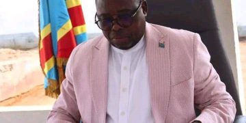 Kasaï : Le Gouverneur Crispin Mukendi nomme de nouveaux secrétaires exécutifs et un directeur de cabinet adjoint
