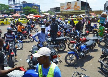 Kinshasa : le gouvernement provincial s&rsquo;engage à réorganiser la circulation des motocyclistes, autrement appelés « wewas »‎