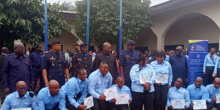 Kinshasa : 63 officiers de police judiciaire formés pour une meilleure planification territoriale
