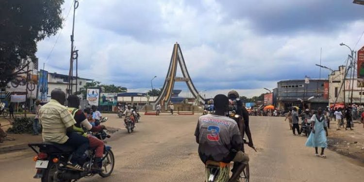 Tshopo : Teddy Lwamba réclame 173,3 millions USD pour relancer le projet d’électrification de Kisangani