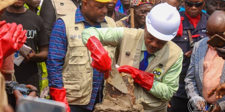 Lomami : Lancement des travaux d’érection pont Kazadi Musoko sur la rivière Tshidivuila pour relier les territoires de Ngandajika et Kabinda