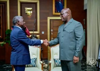 RDC : Le Président Félix Tshisekedi honore l’artiste Musicien Sam Mangwana