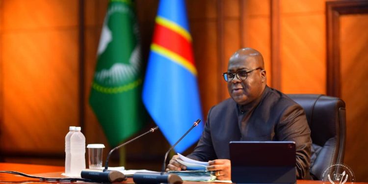 RDC : Felix Tshisekedi ordonne au gouverneur Daniel Bumba et ses bourgmestres de passer à une vitesse supérieure pour assainir la ville de Kinshasa (Conseil des ministres)