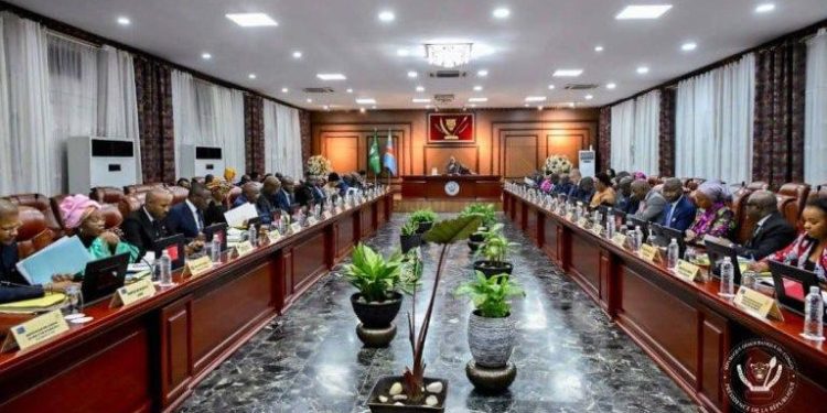 RDC-ANGOLA : Pour renforcer la coopération régionale en matière d’énergie, le gouvernement lance de nouveaux projets (Conseil des ministres)