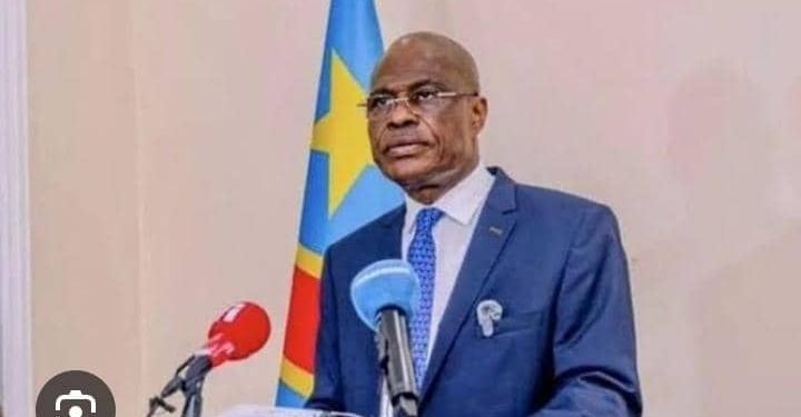 Martin Fayulu devant les étudiants de ULK : « 60% de problèmes d’embouteillages que nous avons à Kinshasa vient du fait que les automobilistes sont indisciplinés »