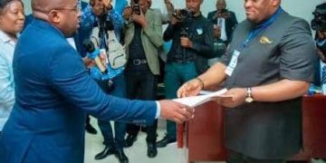 Kinshasa : le ministre de l’intérieur instruit Daniel BUMBA d’ouvrir une enquête sur des affrontements entre des jeunes délinquants à Gombe