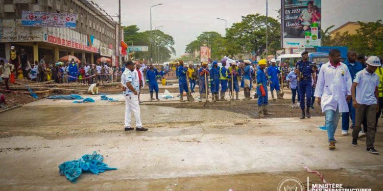 Kinshasa : Voici les axes bloqués pour réhabilitation et construction des routes délabrées