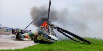 Kisangani : un hélicoptère termine sa course dans un arbre (témoignage)