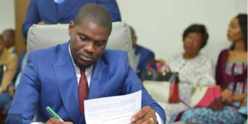 Kongo Central : Gouvernement réaménagé, six ministres reconduits et trois nouvelles entrées .