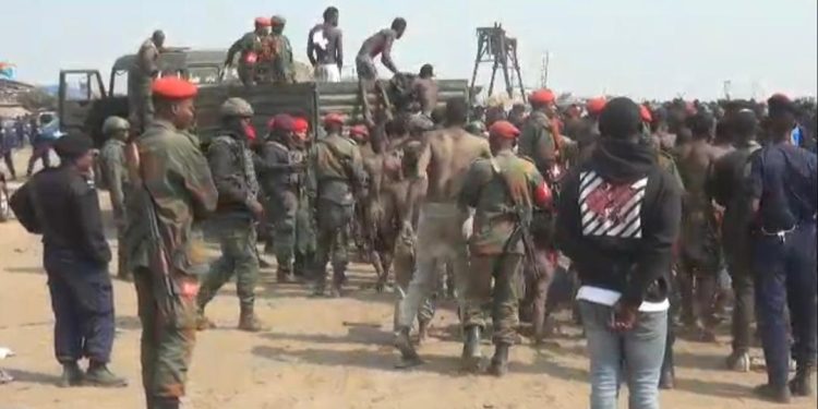 Opération de Sécurisation à Kinshasa : 30 Arrestations lors d’un Bouclage Mixte