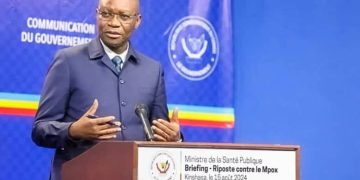 ‎Santé : Le ministre Roger Kamba mobilise les partenaires à Paris pour la construction des hôpitaux en RDC‎