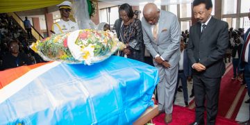 KINSHASA : Le bureau de l&rsquo;Assemblée nationale a rendu le dernier hommage à la députée SOPHIE KAKUDJI YUMBA