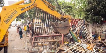 Kinshasa : Daniel Bumba lance l’opération de démolition des constructions anarchiques