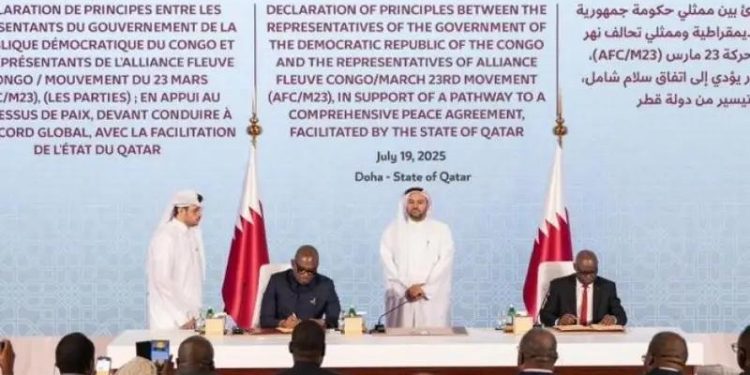 Agression dans l’Est: à Doha, des négociations pour les modalités du cessez-le-feu et la libération des prisonniers