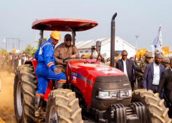 RDC : Le président Félix Tshisekedi a lancé à Menkao la campagne agricole nationale 2025-2026