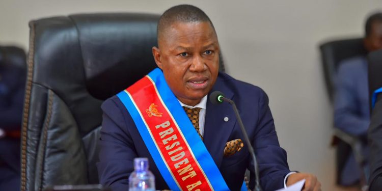 Kinshasa: indisponible pour des raisons de santé, le président de l’Assemblée provinciale Levi Mbuta se retire provisoirement