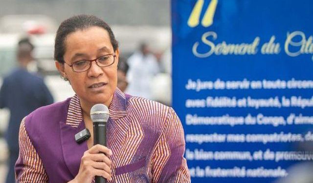 RDC : La ministre de l’Éducation nationale, Raïssa Malu, lance officiellement à Moanda la rentrée scolaire 2025-2026