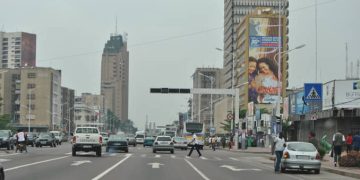 Kinshasa : Les opérateurs publicitaires orientés vers un service public pour toute nouvelle implantation de panneaux (Document)