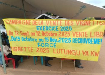 Kikwit : le gouvernement lance la campagne de vente des vignettes 2025 à Bandundu