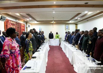 RDC: le DG Jean-Claude Mukendi Mbiyamuenza lance les réunions paritaires de LMC axées sur l’application du nouveau SMIG