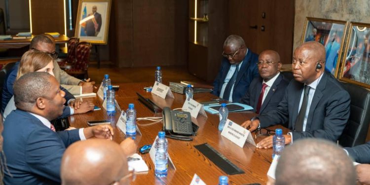 Passation des marchés publics en RDC: la Banque mondiale invite le gouvernement à renforcer la transparence grâce au logiciel Sigmap