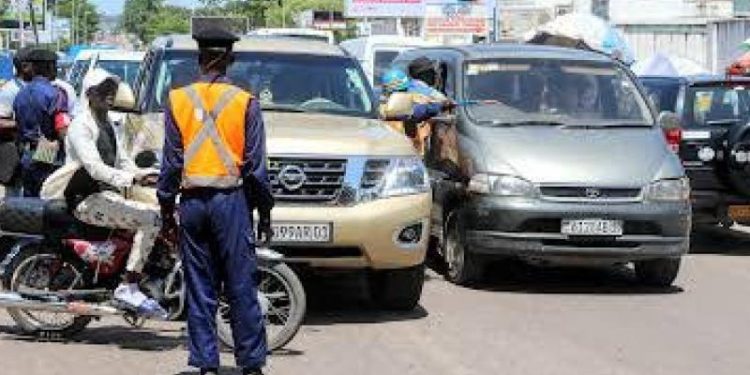 Lutte contre les embouteillages à Kinshasa : l’ACCO sollicite la réduction du prix de permis de conduire