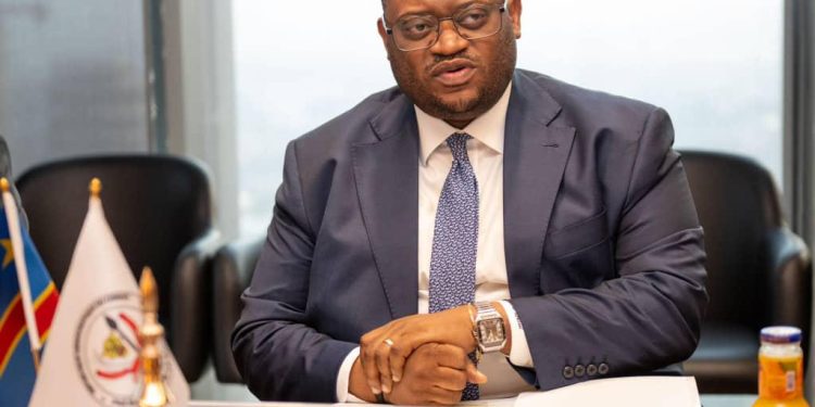 RDC : Plus de 15 millions USD encaissés chaque mois grâce à la réduction du train de vie des institutions ( Doudou Fwamba , Ministre des finances)