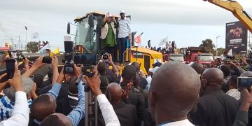 Kongo Central : La Première ministre Judith Suminwa lance les travaux de construction de la route Muanda-Yema