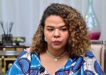 Affaire passeport: après des mois d’attente, toujours aucune solution pour les 140 000 anciens requérants.