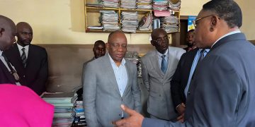 Tribunal de grande instance de Kinkole: 50 greffiers utilisent un local de 20 mètres carrés