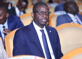 Disparité salariale dans le secteur minier en RDC : le député Eric Tshikuma initie une question orale avec débat au ministre de l’emploi