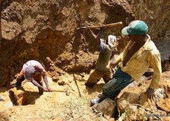 Kolwezi : l’Assemblée provinciale exige la restitution des zones minières artisanales aux creuseurs