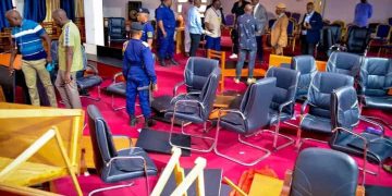 Kongo-Central : Le président du bureau d’âge de l’Assemblée provinciale promet de punir sévèrement les auteurs des dégâts causés lors des échauffourées du 6 octobre
