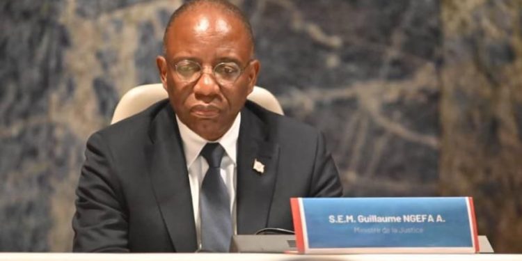RDC : Guillaume Ngefa lance la traque des magistrats, politiques, policiers et militaires spoliateurs des biens immobiliers de l’État