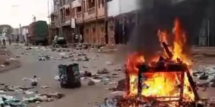 Guerre à l’Est : Les activités partiellement paralysées à Beni suites aux manifestations des jeunes contre la rébellion de l’AFC-M23