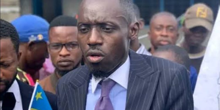 Recrudescence de l’insécurité à Kinshasa: Prince Epenge appelle à armer les cambistes et banquiers face aux récurents braquages