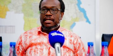 Suspension des partis politiques : « une dérive autoritaire inacceptable  » Delly Sesanga