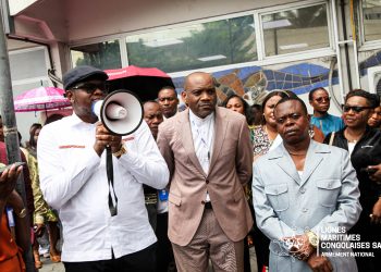 Lignes Maritimes Congolaises : le Gouvernement et la direction générale trouvent un compromis sur la gestion des droits de trafic .