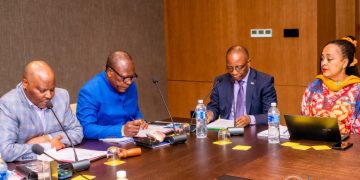 RDC: le ministre Guillaume Ngefa dénonce une gestion « défaillante » du FRIVAO