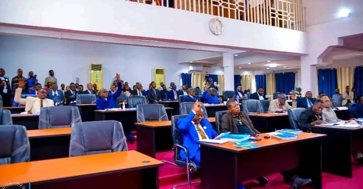 Kongo-Central : Le projet de budget rectificatif 2025 déclaré recevable par les députés provinciaux
