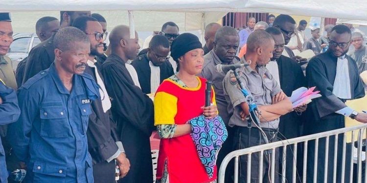 Kinshasa : Honorine Porsche condamnée à 10 ans de servitude pénale pour vol à main armée et terrorisme