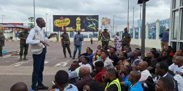 Kinshasa : Plus de 300 personnes interpellées lors d’une opération de sécurité à l’aéroport de N’djili
