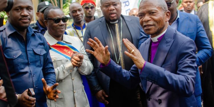RDC : Après la signature de l’accord de paix à Washington, l’Archevêque Evariste EJIBA YAMAPIA félicite le président Tshisekedi et annonce un culte d’action de grâce